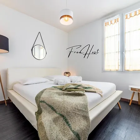 Apartment Lebailly - Private Parking - 10min - Early Checkin Possible *